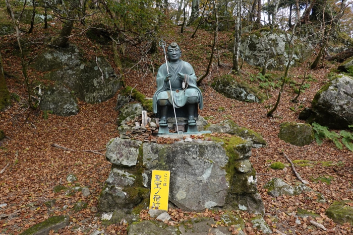 車中泊して奈良県の八経ヶ岳に登った