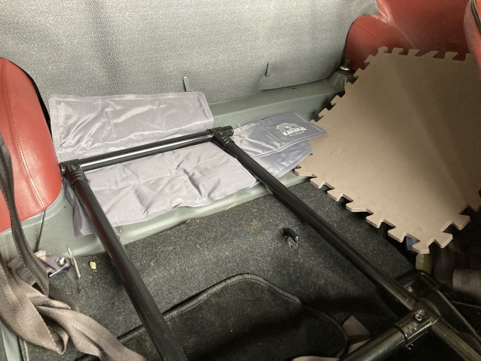 FIAT500用のベッドを作った